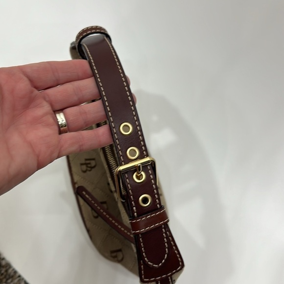 Dooney & Bourke maxi quilt bucket tote Brown - Picture 4 of 16